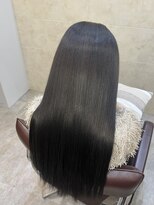 ジーナ 北千住(Zina)&nbsp;中韓ヘア＊艶髪＊ストレートロング【Zina北千住】