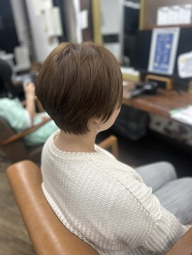 カルマ(KARMA) ショート×明るめのオリーブベージュ