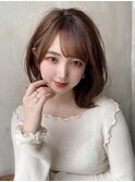 グレージュショートボブ30代40代50代ひし形シルエット