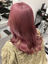 リムレスバイサンク 万代 新潟駅(LIMLESS by cinq) ピンクベージュペールピンクカラー顔周りワンホンレイヤーカット