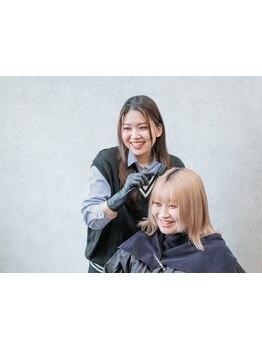 経験豊富なスタイリストが対応◎髪のお悩みやトレンドなどなんでもご相談ください