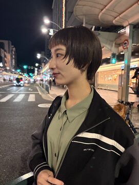 スノッブエテルニータ(snob Eternita) ラウンドグラデーションカット