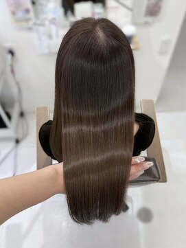 ハピネス 梅田茶屋町店(HAPPINESS) 韓国風/レイヤーカット/顔周り/顔まわり/髪質改善/ベージュ