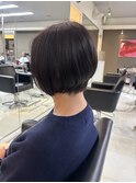 大人前下がりショートボブ