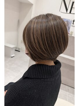 ナーディ バイ ミルボン(NERDy by milbon) 脱白髪染め◎ハイライト◎大人のデザインカラー◎