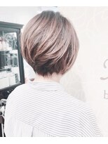 ミッシェル アフロート(michelle afloat) 20代、30代、40代、50代へ丸みくびれモテ髪ショートグレージュ