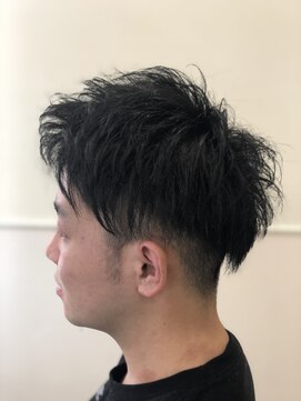 クアトロ 小山店(QUATRO) アップバングスタイル