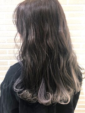 ニューヨークニューヨーク パピオス明石店(NYNY Mothers) オーダー率の高いインナーカラーシルバーアッシュ