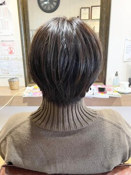 ハピエル ヘアークルー(HAPPYEL hair crew) 大人かわいい耳掛けハンサムひし形ショート20代30代40代