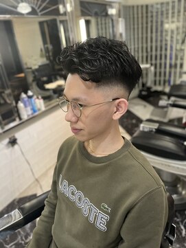 メリケンバーバーショップ フクオカ(MERICAN BARBERSHOP FUK) ビジネスパーマフェードカット