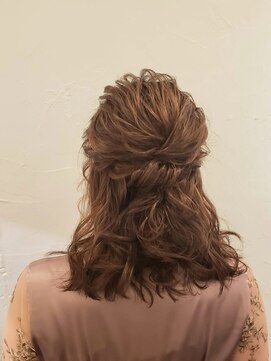 エフェ(effet) 人気☆ウェーブハーフアップ