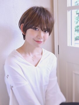 ハウスアンドヘアーワークス(House&Hair works) 前髪長め大人小顔ショート30代40代50代　藤沢