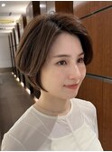 30代40代　広尾　南青山　ショートヘア　ひし形　前髪なし