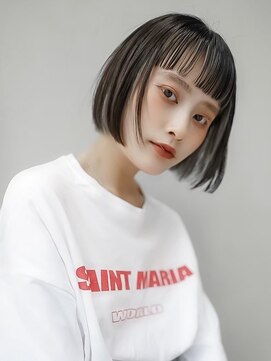 ギークス(GEEKS) 【GEEKS渋谷】インナーカラー/切りっぱなしボブ/アッシュ/オン眉