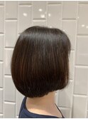 ショートボブ