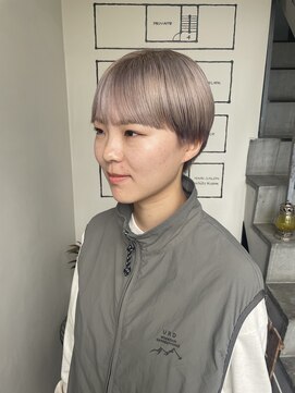 ノード(NODO) マッシュショート グレージュカラー