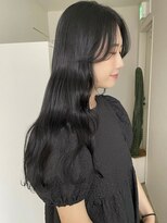 エイチ(811)&nbsp;アンブレラカラーアッシュグレーベリーショート切りっぱなしボブ