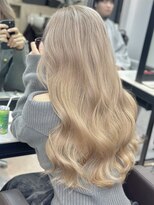 エリーツ(elyts)&nbsp;ミルクティー/渋谷/ブリーチ/ハイトーン/エクステ/ボブ/韓国