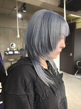 シード 成増 下赤塚店(ced.)&nbsp;ハイトーンブリーチダブルカラーペールブルーウルフレイヤー