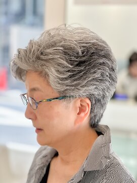 サロンイクエヤマザキ 麻布十番(SALON IKUE YAMAZAKI) ショートカット[麻布十番/ショート/50代/60代/カット]