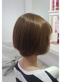 ショートボブ