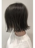 ブリーチ無し透け感カラー×切りっぱなしボブ