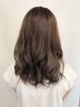 フロリックヘア(frolic hair)の写真/《低刺激◎ダメージレス◎なオーガニックカラー》頭皮や髪をいたわった、髪に優しいお洒落を始めませんか？