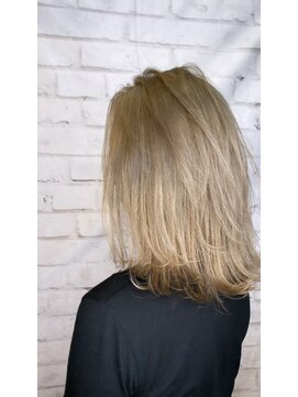 リエンス(RIENS) 【RIENS】ハイベージュミディ×松平達彦