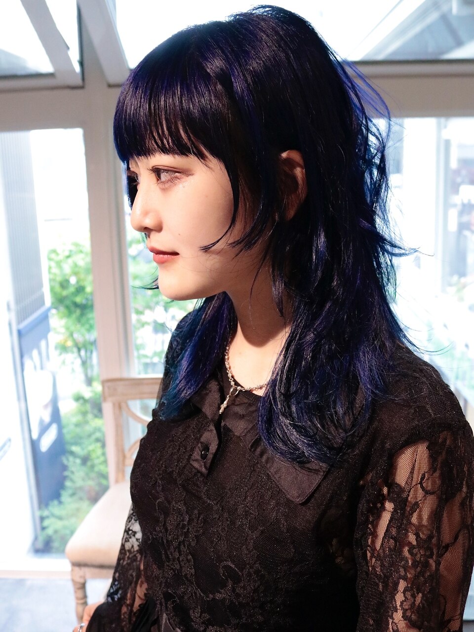 ウルフカット ネイビーブルー ダブルカラー レイヤーカット