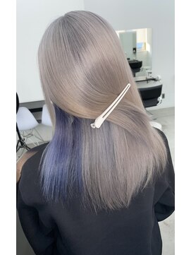 エゴル ナゴヤサカエ(ENGOL NAGOYA SAKAE) ホワイトシルバー×イヤリングブルーバイオレット