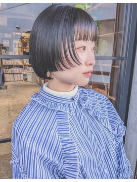 ニイ(nii.) くせありミニボブ