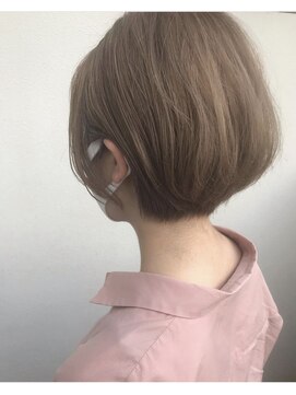 エミュー ラ ピエス(emu la piece) 絶壁修正ショートボブ