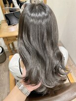 サク(Sac.) グレーベージュ×グレージュカラー　Sac.恵比寿　栃木優佑