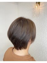 ヘアーアンドメイク ドレス(DRESS)&nbsp;白髪ぼかしハイライト