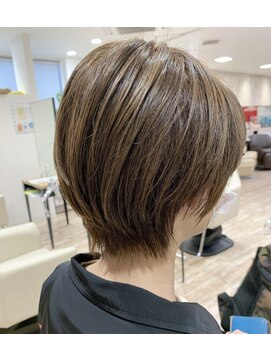 メロウ(mellow) アッシュ×ショートヘア