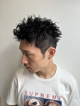 グラフ 立川(Graph.) スパイキーツイストパーマショートメンズカット