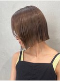 ボブミルクティーベージュブリーチダブルカラー堀江