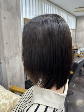 トゥーミー(to mee) 【髪質改善】大人きれいなナチュラル縮毛矯正【小松】