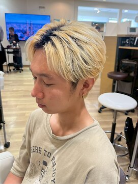 ラファンス 栗林店(LaFENCE) メンズカット/ブリーチカラー/ホワイトベージュ/ショート