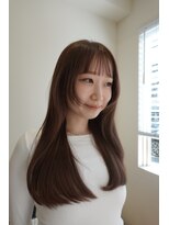ルイス(LEWES)&nbsp;大人の透明感ベージュで上品な抜け感を