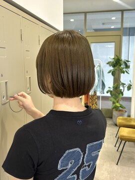 ソーイ ヘアアンドライフスタイル ショップ(SO-E HAIR&LIFESTYLE SHOP) オリーブベージュカラー