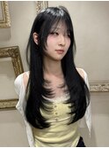レイヤー　ブルーブラック　韓国ヘア　顔まわり