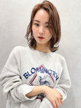 ケーツー エム 京都ラクエ(k-two emu) 艶感外ハネヘア_ブリーチ無し透明感カラー__四条烏丸御池