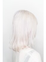 オブヘアーギンザ(Of HAIR GINZA) 夢かわいい透明感ホワイトカラー