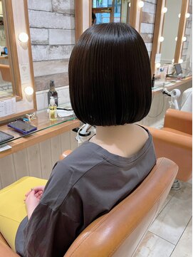ネオリーブ クタ 町田店(Neolive kuta) 【Ｎｅｏｌｉｖｅｋｕｔａ町田店】切りっぱなしボブ