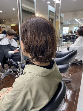 シャンプーボーイエイムス(SHAMPOO BOY aims) 伸ばし途中パーマ