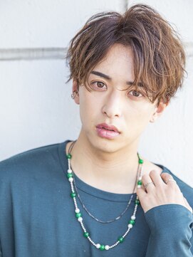 シティ(CITY) 小久保styleフェザーパーマグレーブルーカラー刈り上げショート