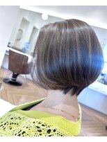 コワファースト させぼ五番街店(COIFF1RST) ショートボブ×ハイライト