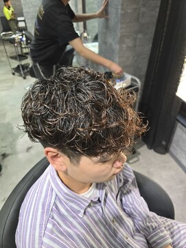 アノ(Ano.) 大分中央町メンズパーマカットプードルパーマスペインカール