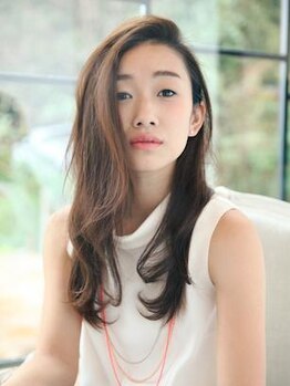 サロン ド メアリー(Salon de Mary)の写真/お悩みに寄り添ってくれるから、自分のなりたいが叶う。あなたの魅力を最大限引き出すスタイルに◎